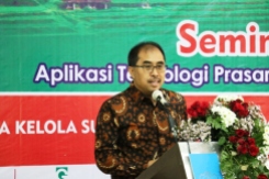 Keynote Speaker Ir. Firdaus Ali, MSc., PhD. Staf Khusus Menteri PUPR Bidang Sumber Daya Air (2015-2019)